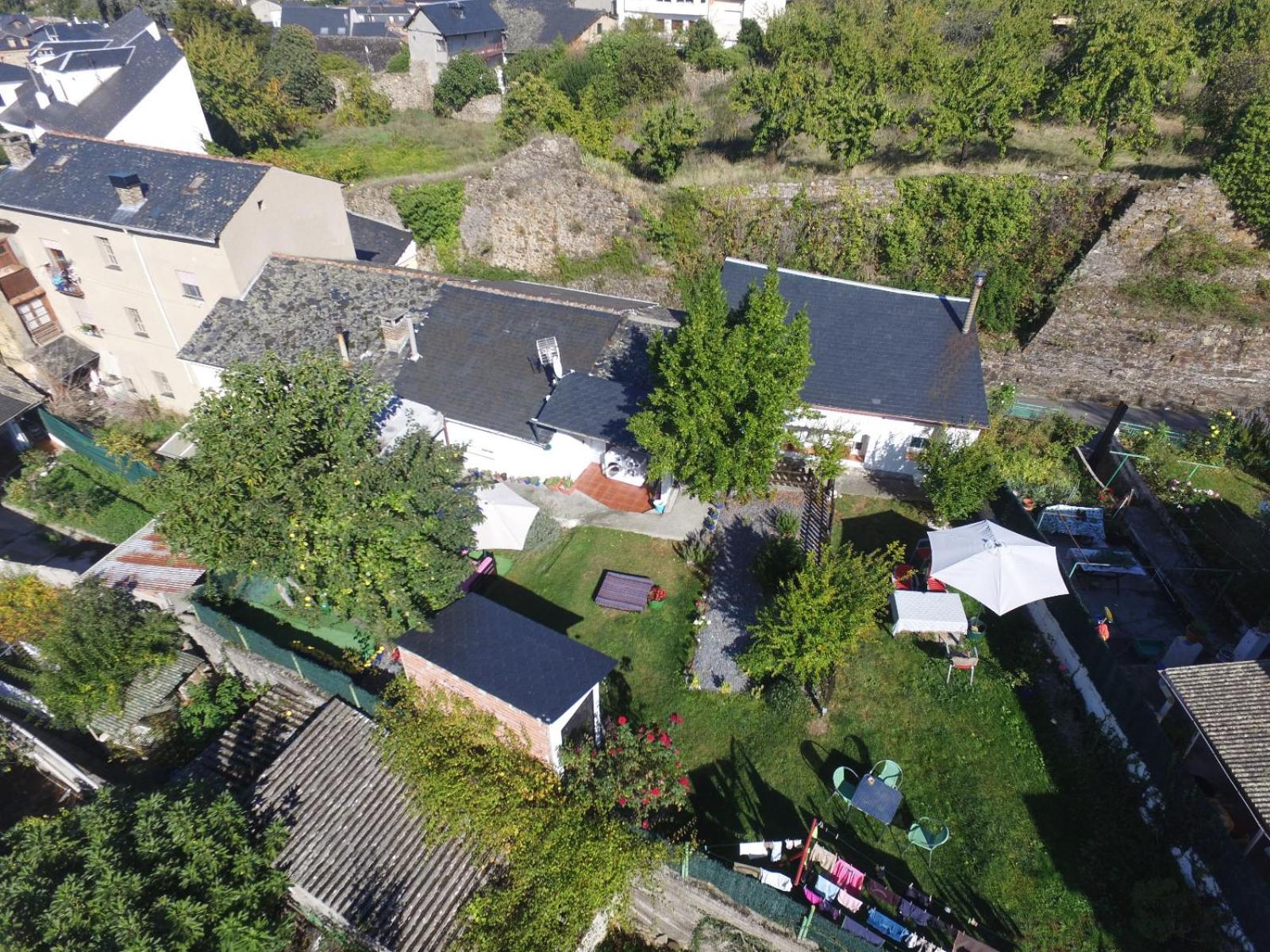 Albergue El Castillo Вільяфранка-дель-Б'єрсо Екстер'єр фото